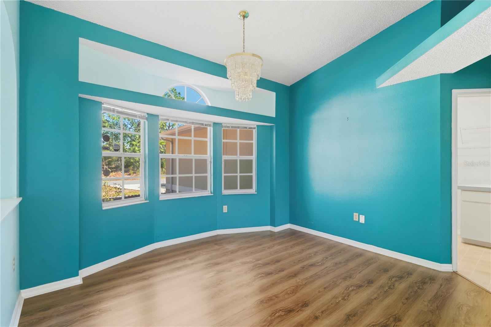 SPRING HILL - Residential