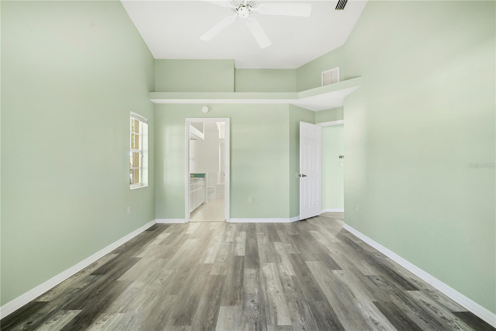 SPRING HILL - Residential