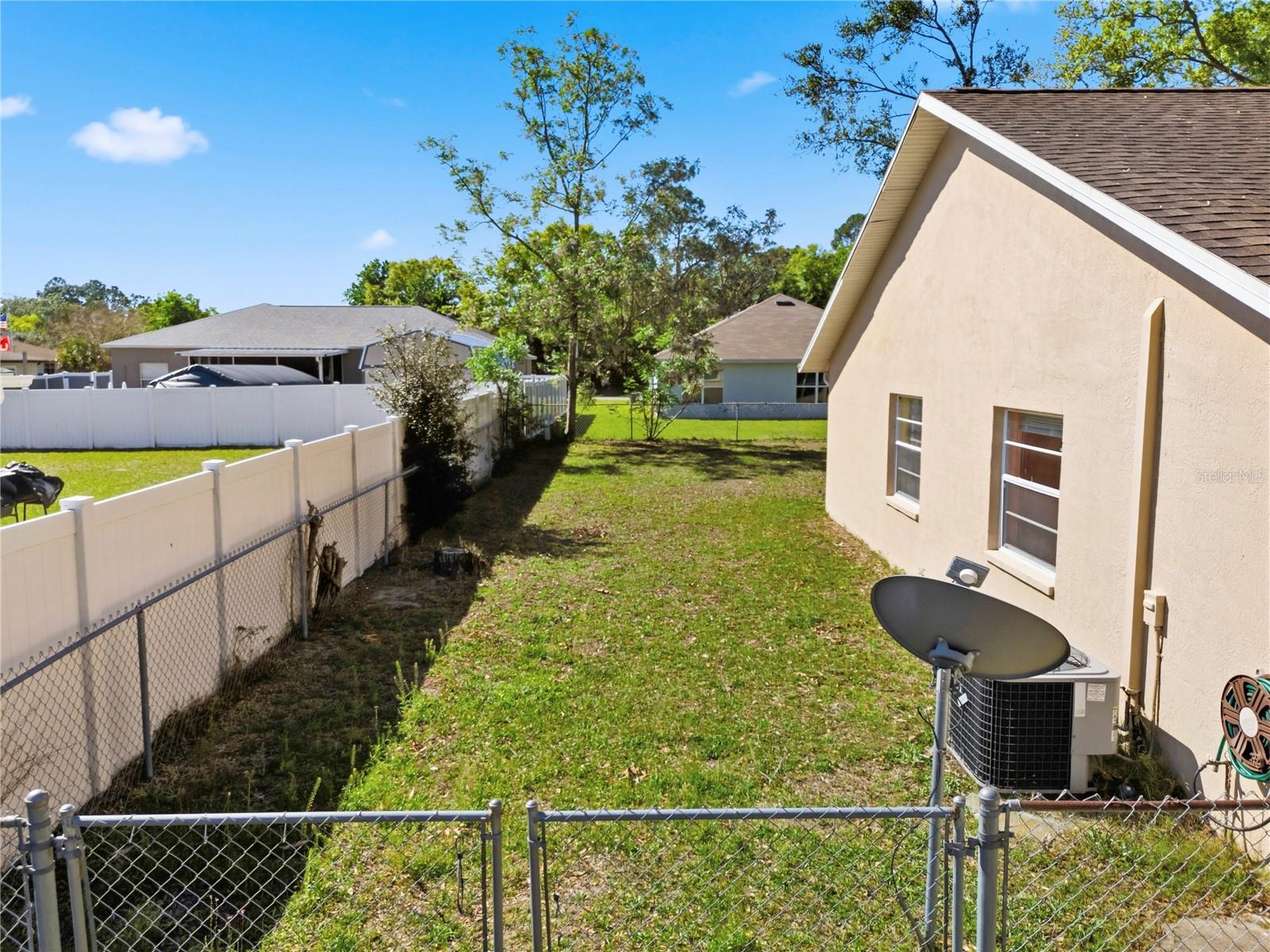 SPRING HILL - Residential