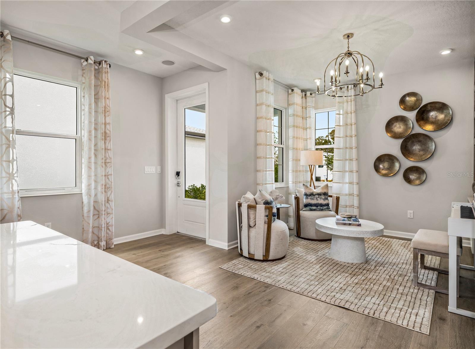 427 VERONA WAY