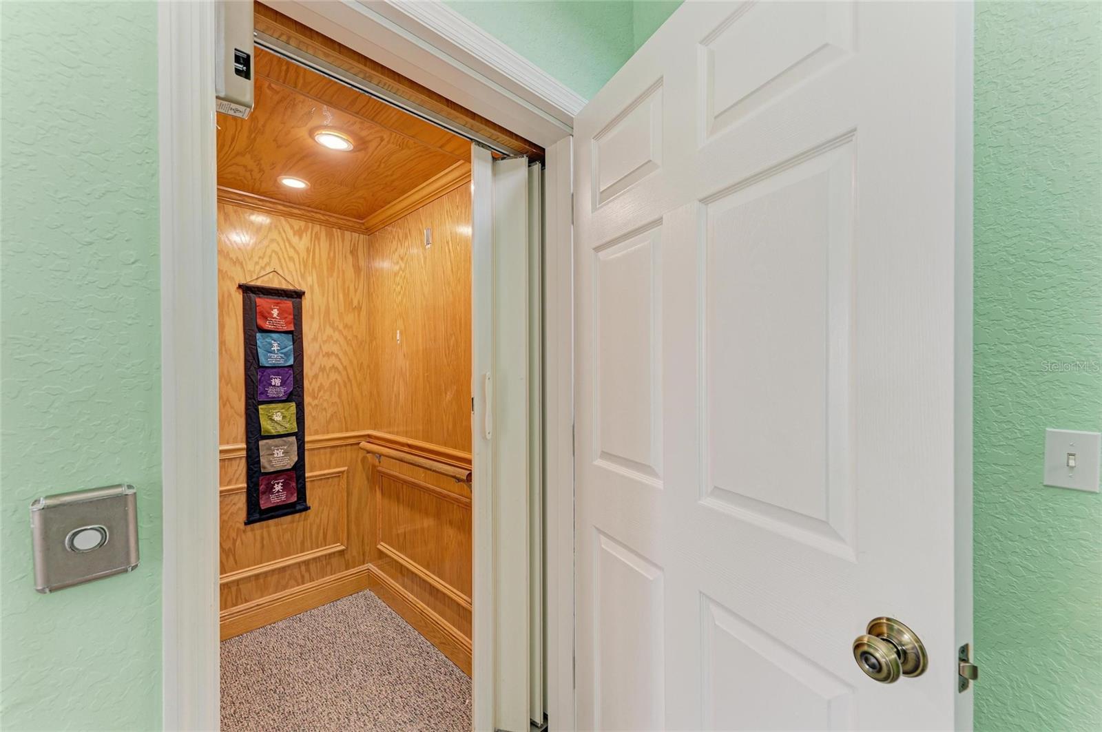 3917 CAPE HAZE DRIVE 606, ROTONDA WEST, FL, 33947 4 3917 CAPE HAZE DRIVE 606