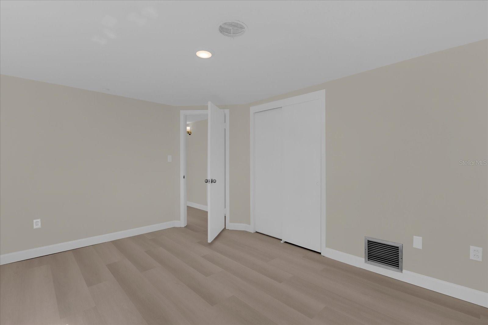 DUPON ESTATES - Residential
