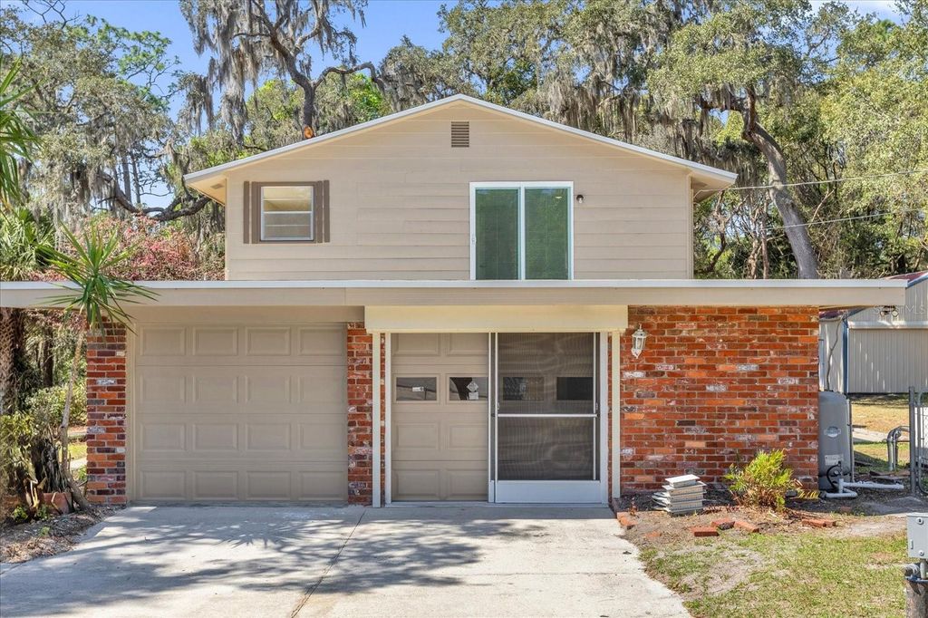 Photo of 1610 Glenwood Road, Deland, FL 32720 (MLS # O6408175)
