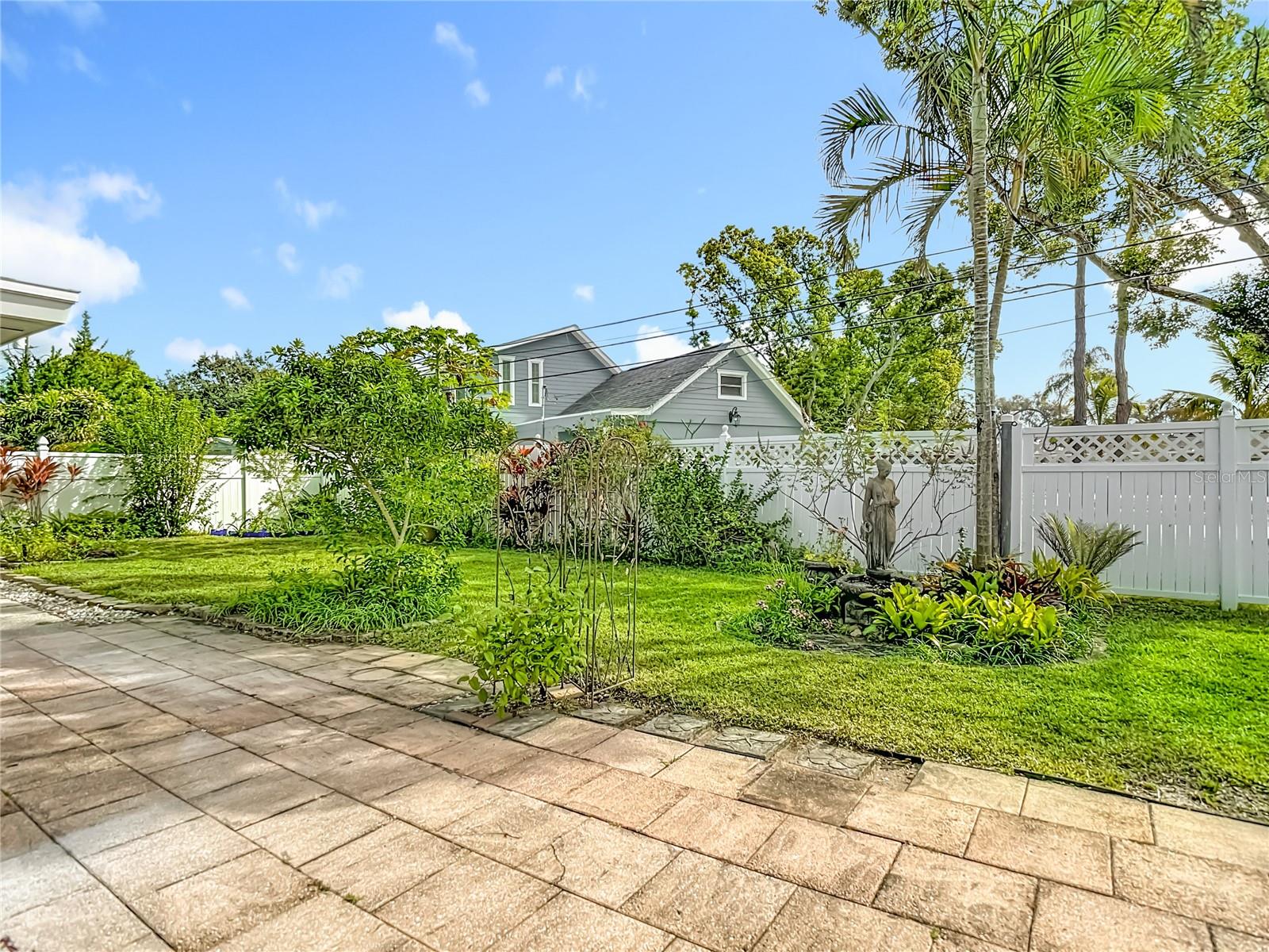 FAIRWAY ESTATES 3RD ADD - Residential