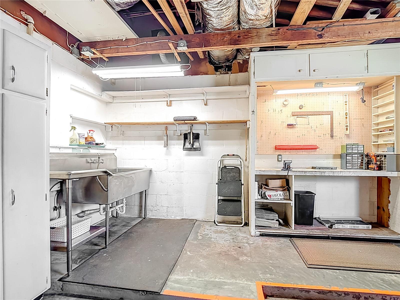 FAIRWAY ESTATES 3RD ADD - Residential