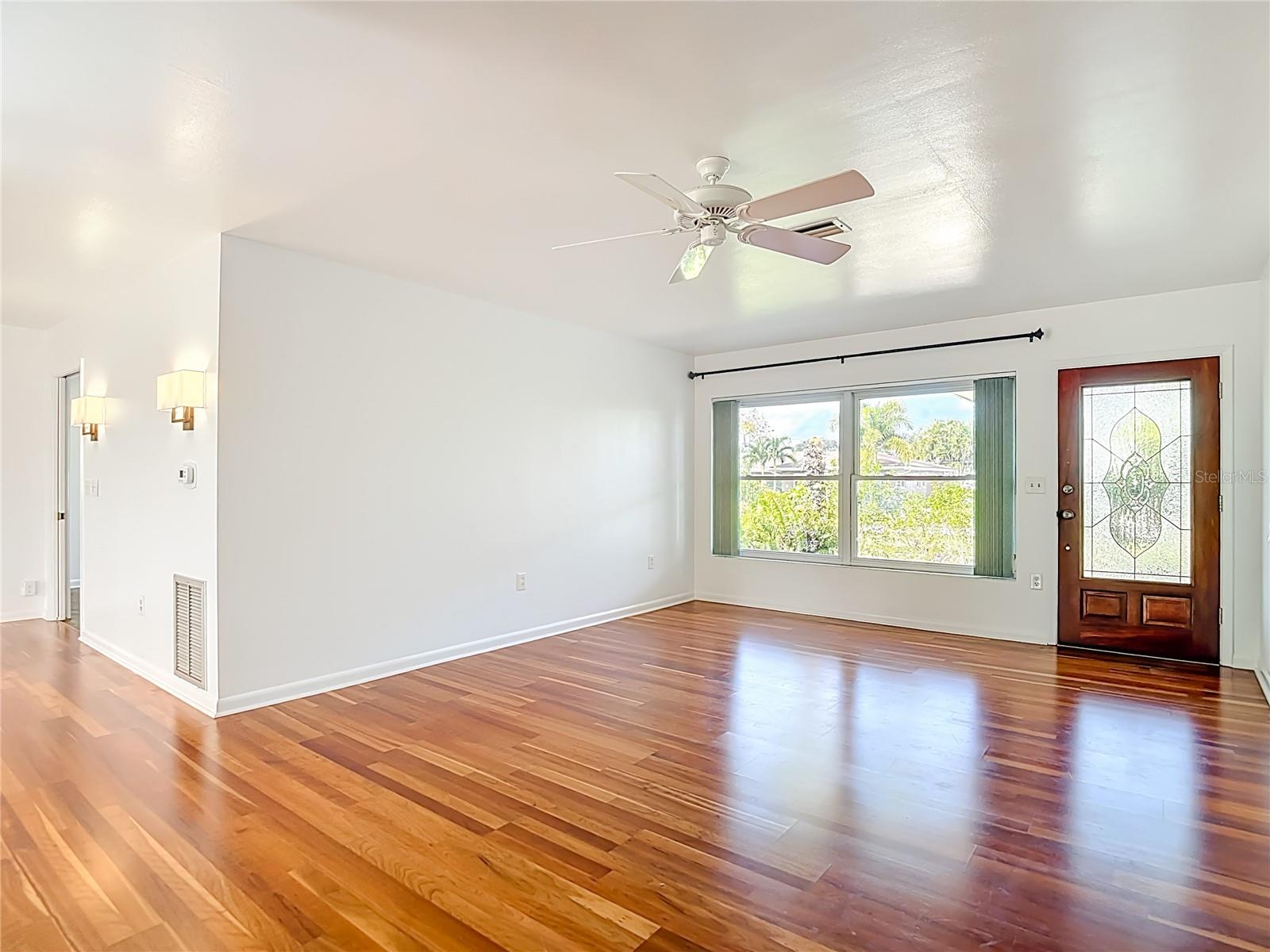 FAIRWAY ESTATES 3RD ADD - Residential