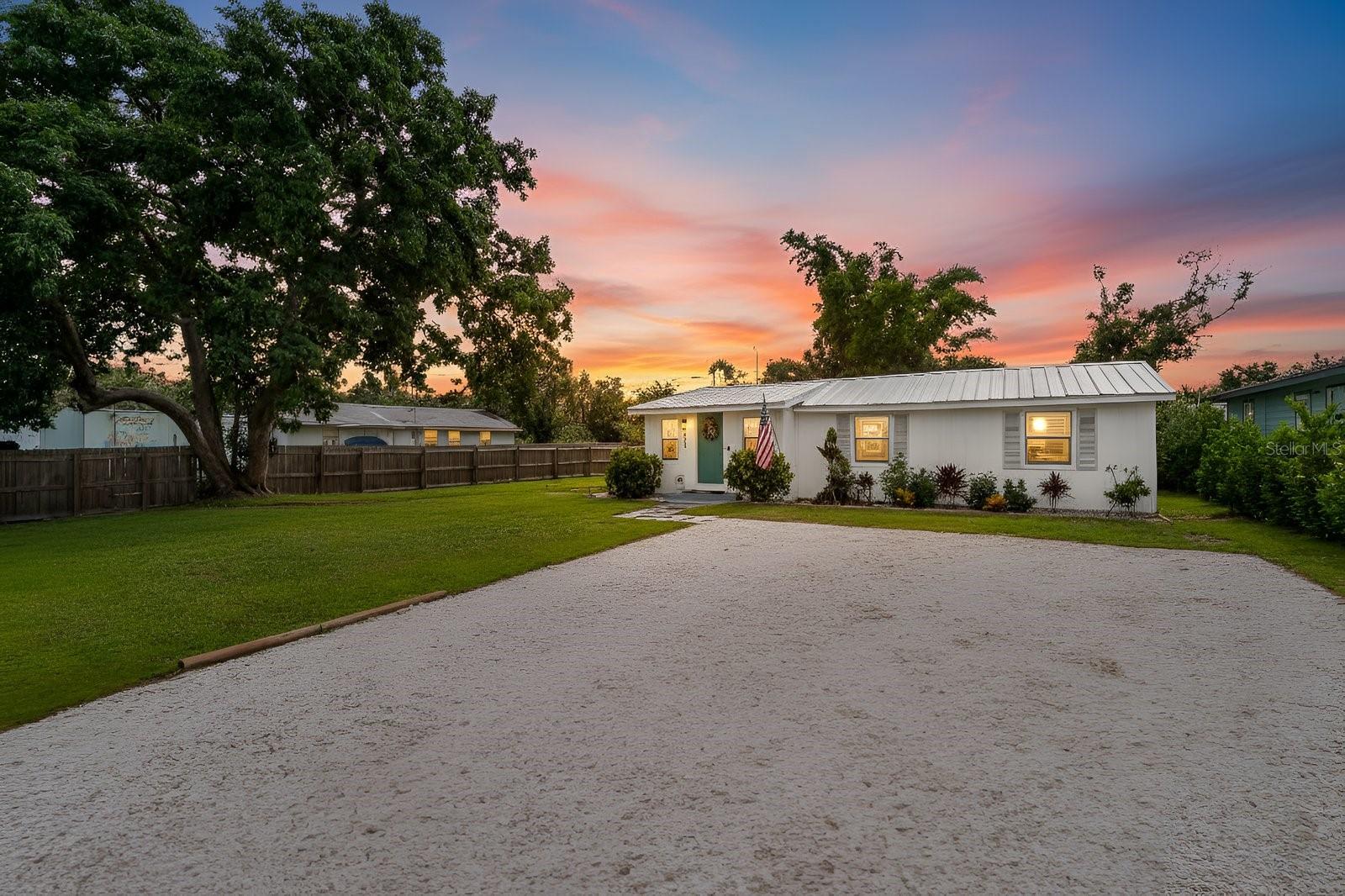 CRESTLINE - Residential
