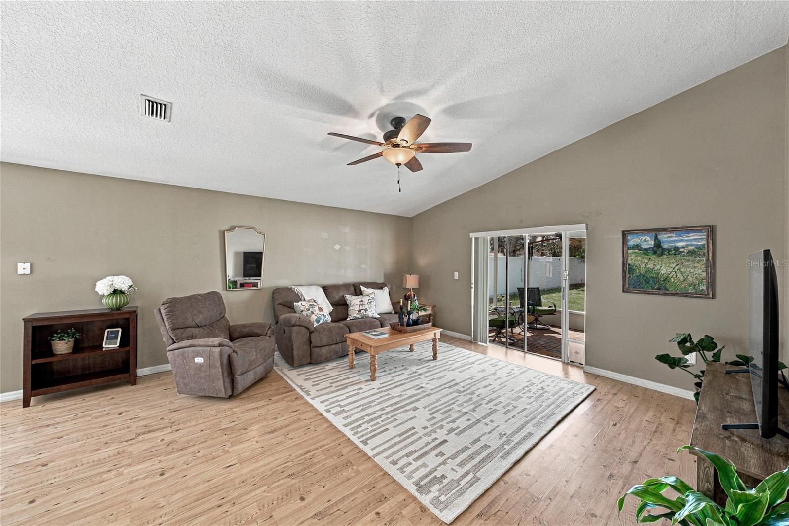 7619 WILTSHIRE PARK PLACE, APOLLO BEACH, FL, 33572 4 7619 WILTSHIRE PARK PLACE