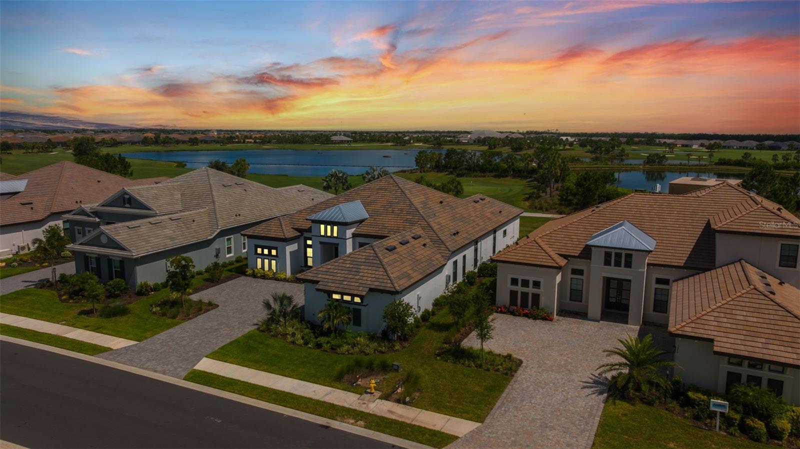 3888 SANTA CATERINA BOULEVARD