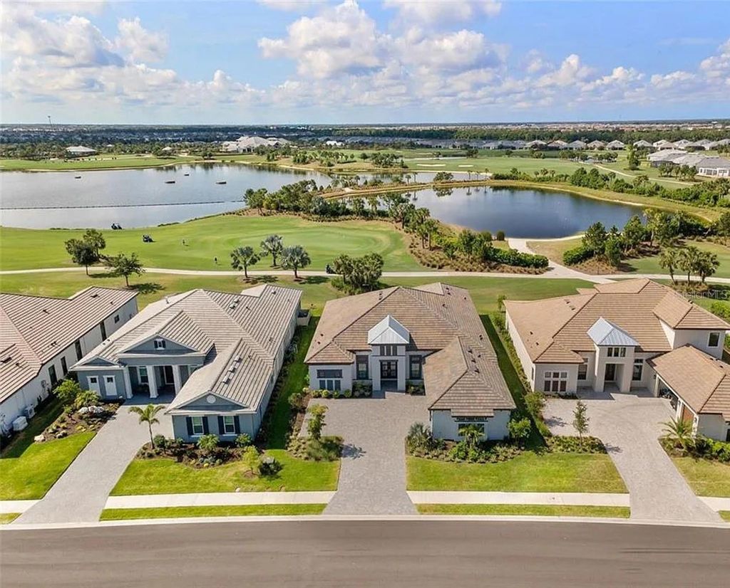 Photo of 3888 Santa Caterina Boulevard, Bradenton, FL 34211 (MLS # TB8384429)