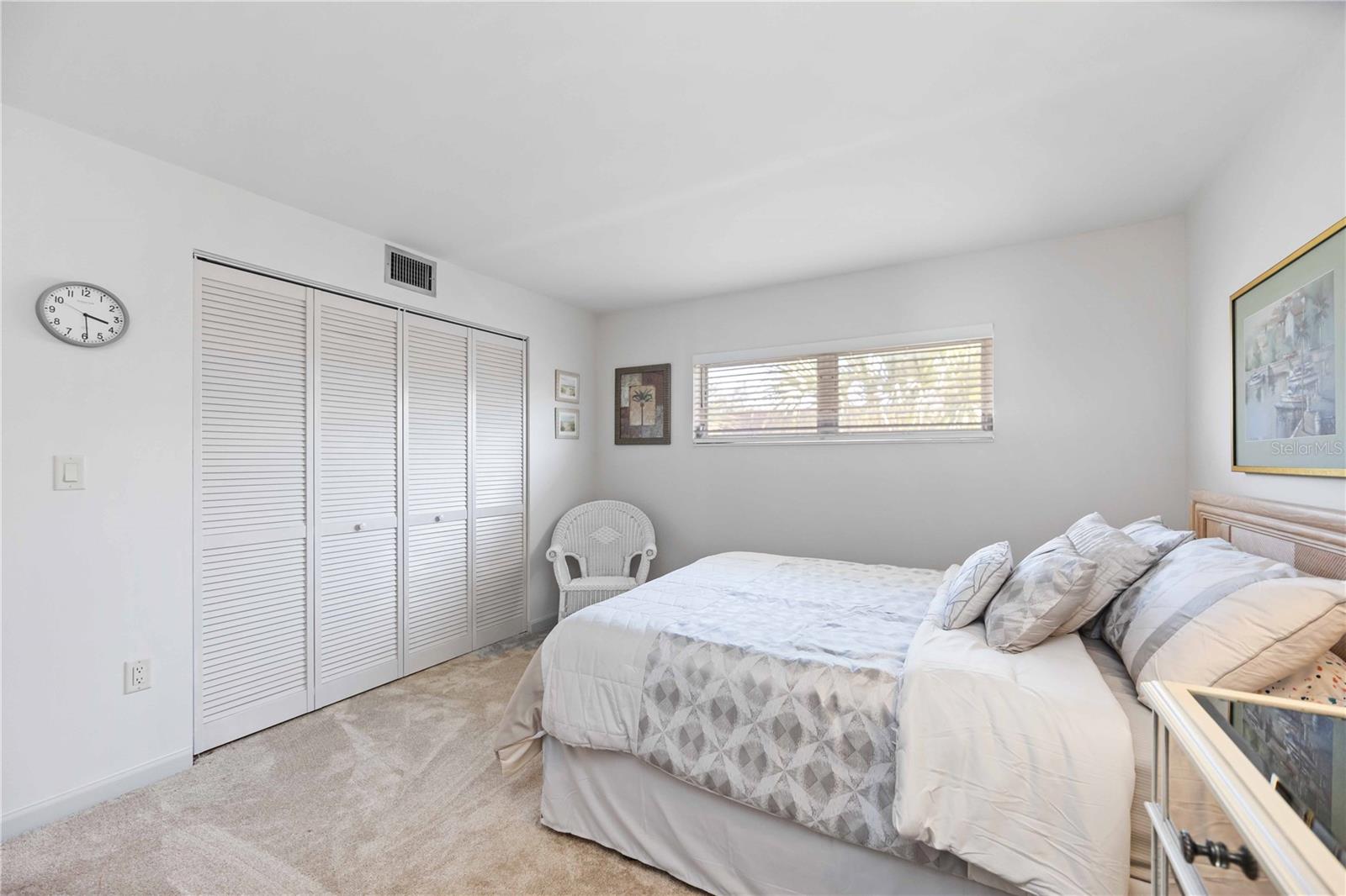 WINDSOR HOUSE - Residential