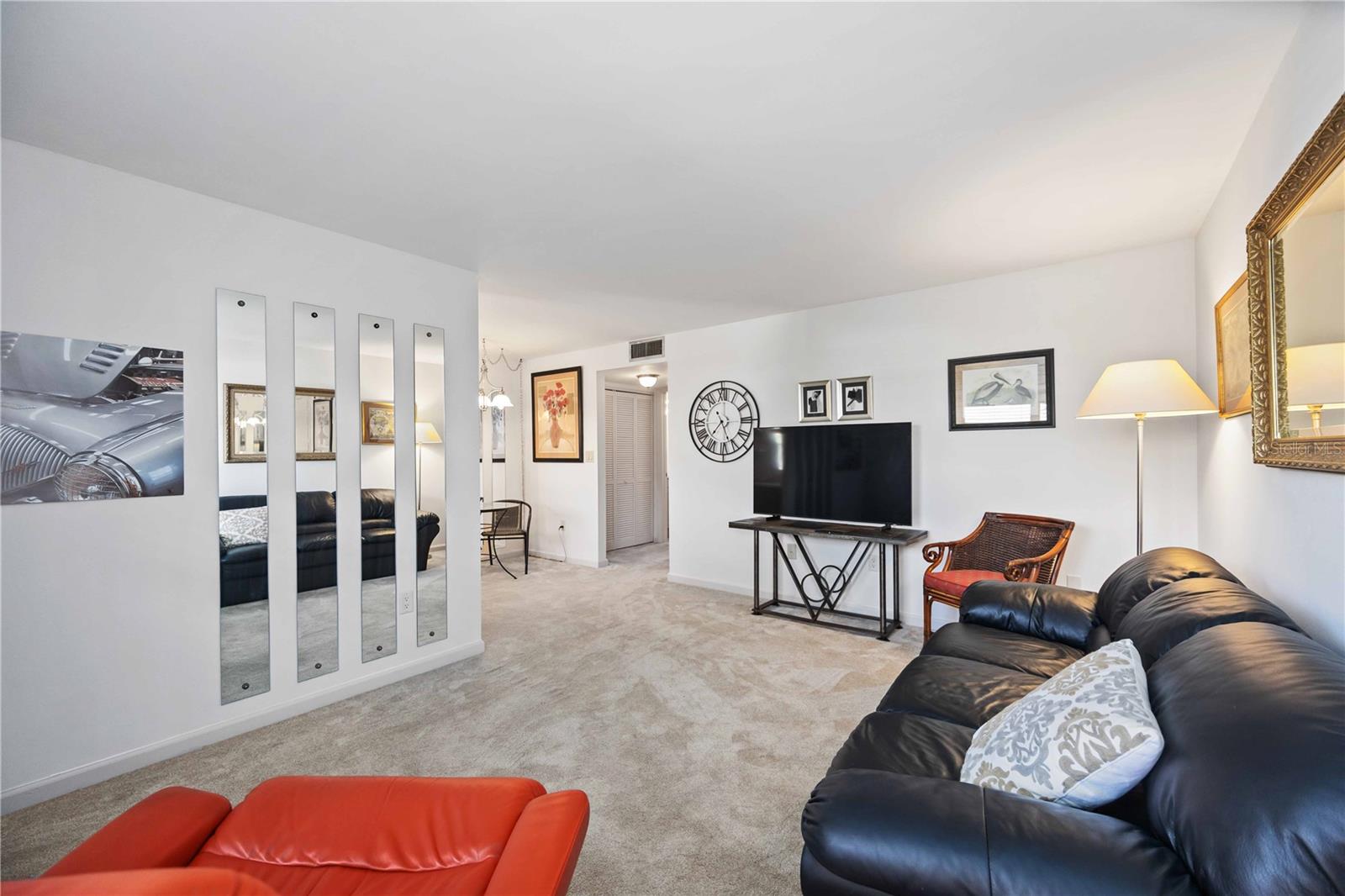 WINDSOR HOUSE - Residential