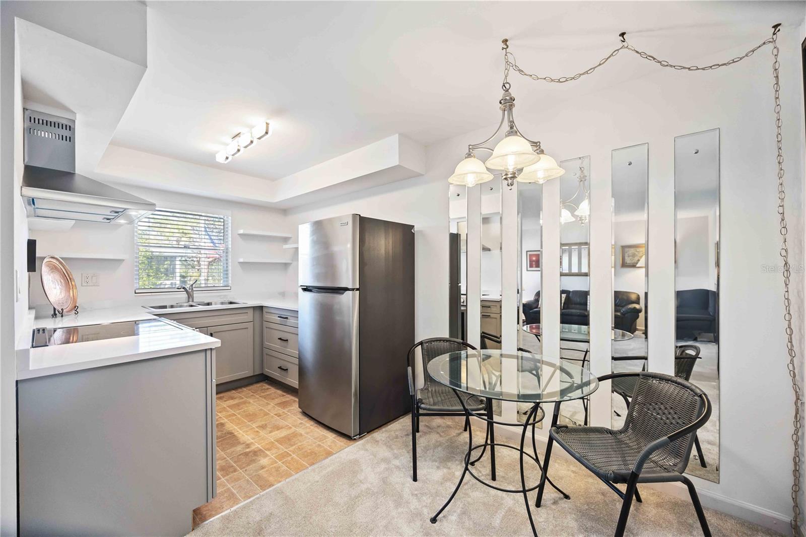 WINDSOR HOUSE - Residential