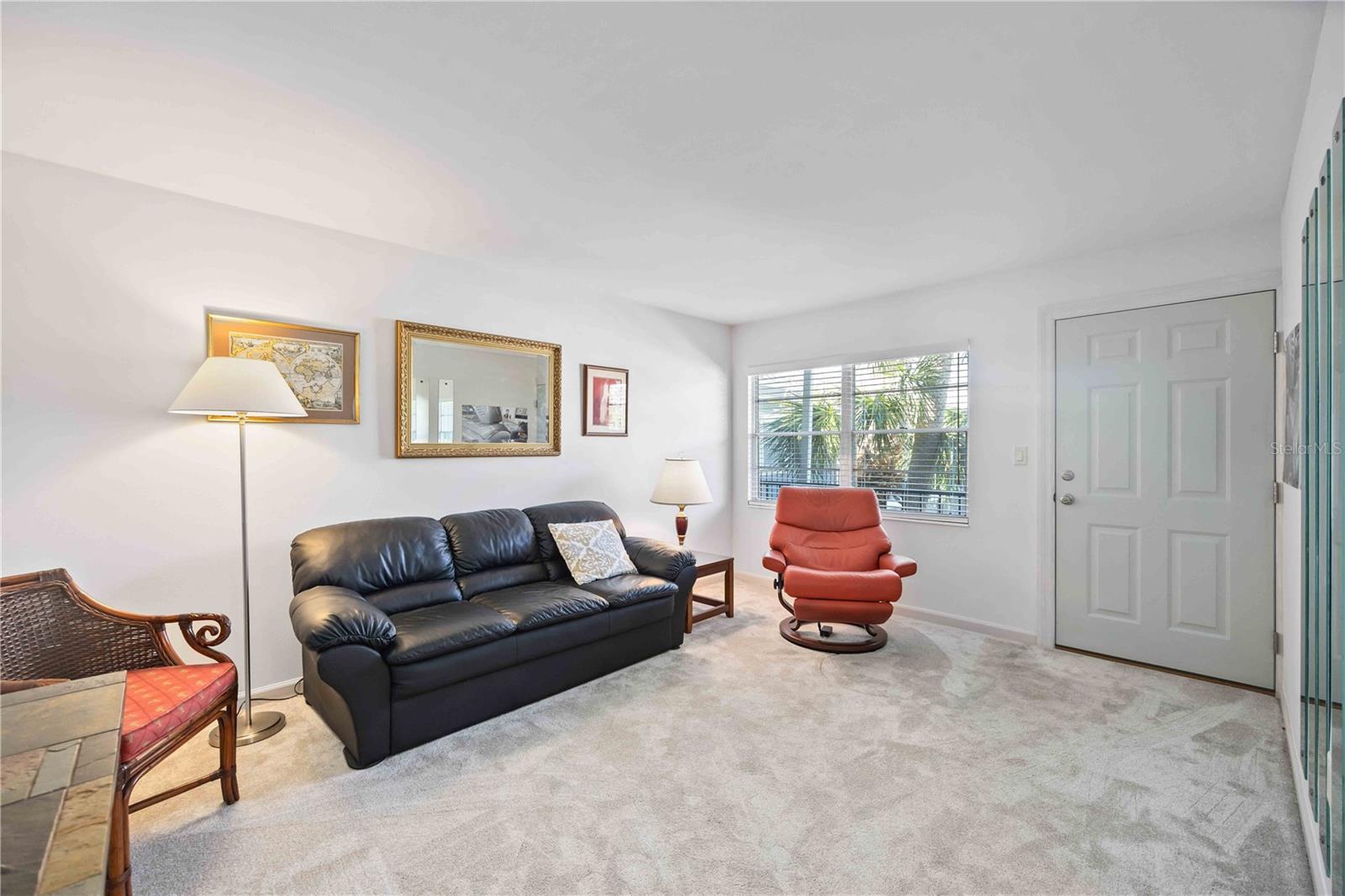 WINDSOR HOUSE - Residential