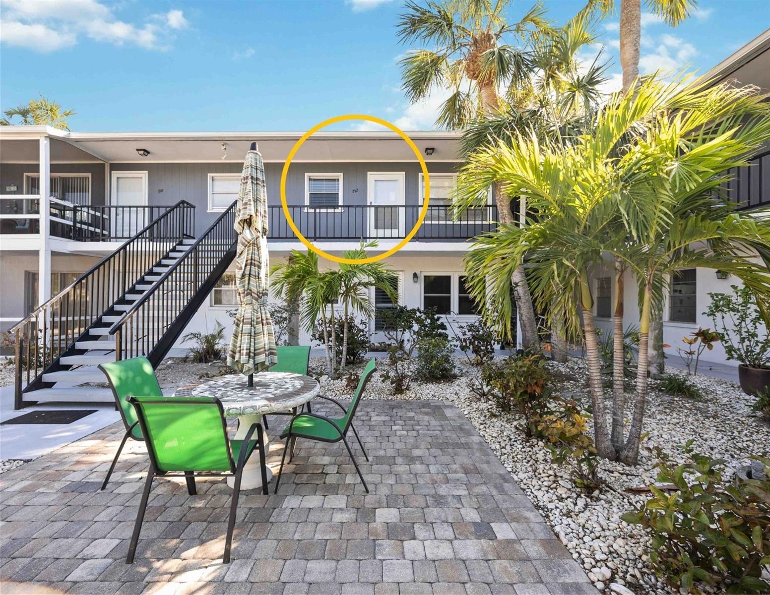 236 HARBOR DRIVE S 202