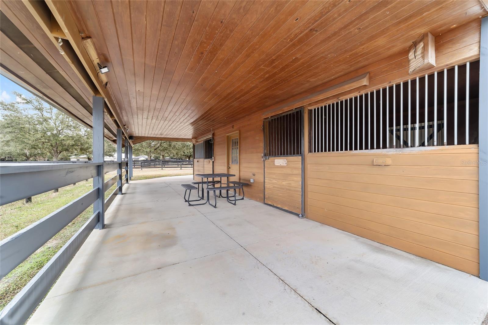 SADDLEBROOK EQUESTRIAN PARK - Residential