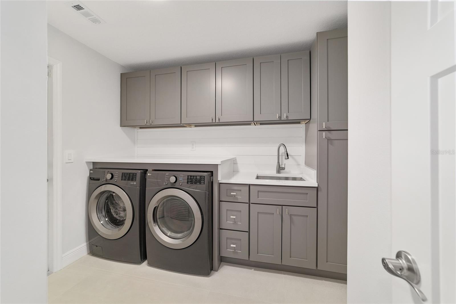 SADDLEBROOK EQUESTRIAN PARK - Residential