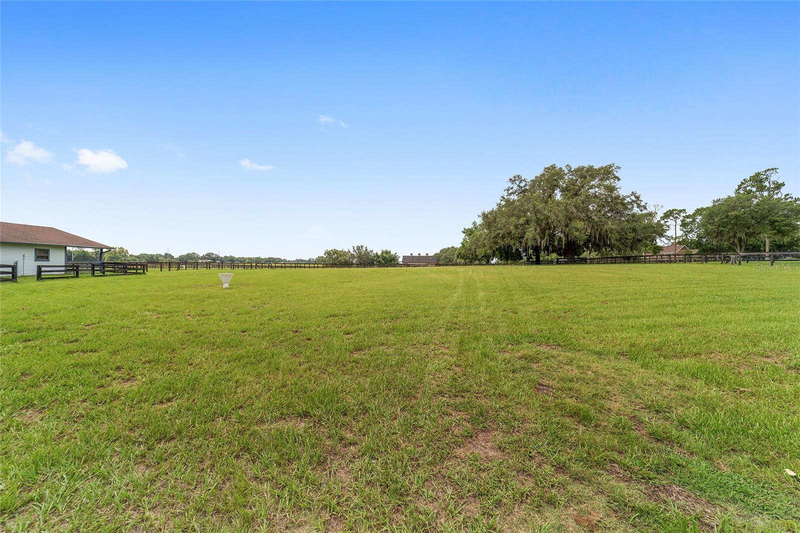 SADDLEBROOK EQUESTRIAN PARK - Residential