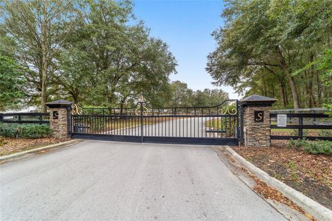 Tiny photo for 6208 NW 12th Street, Ocala, FL 34482 (MLS # OM713514)