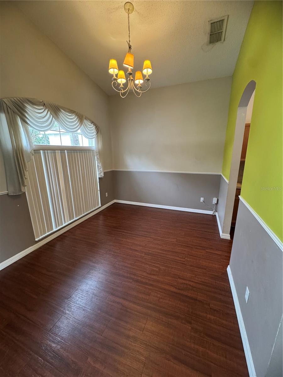 HAMPTON ESTATES - Residential Lease