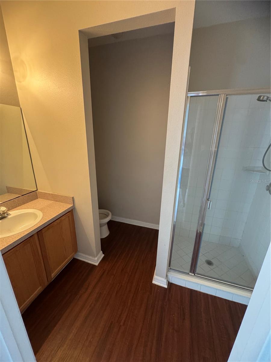 HAMPTON ESTATES - Residential Lease