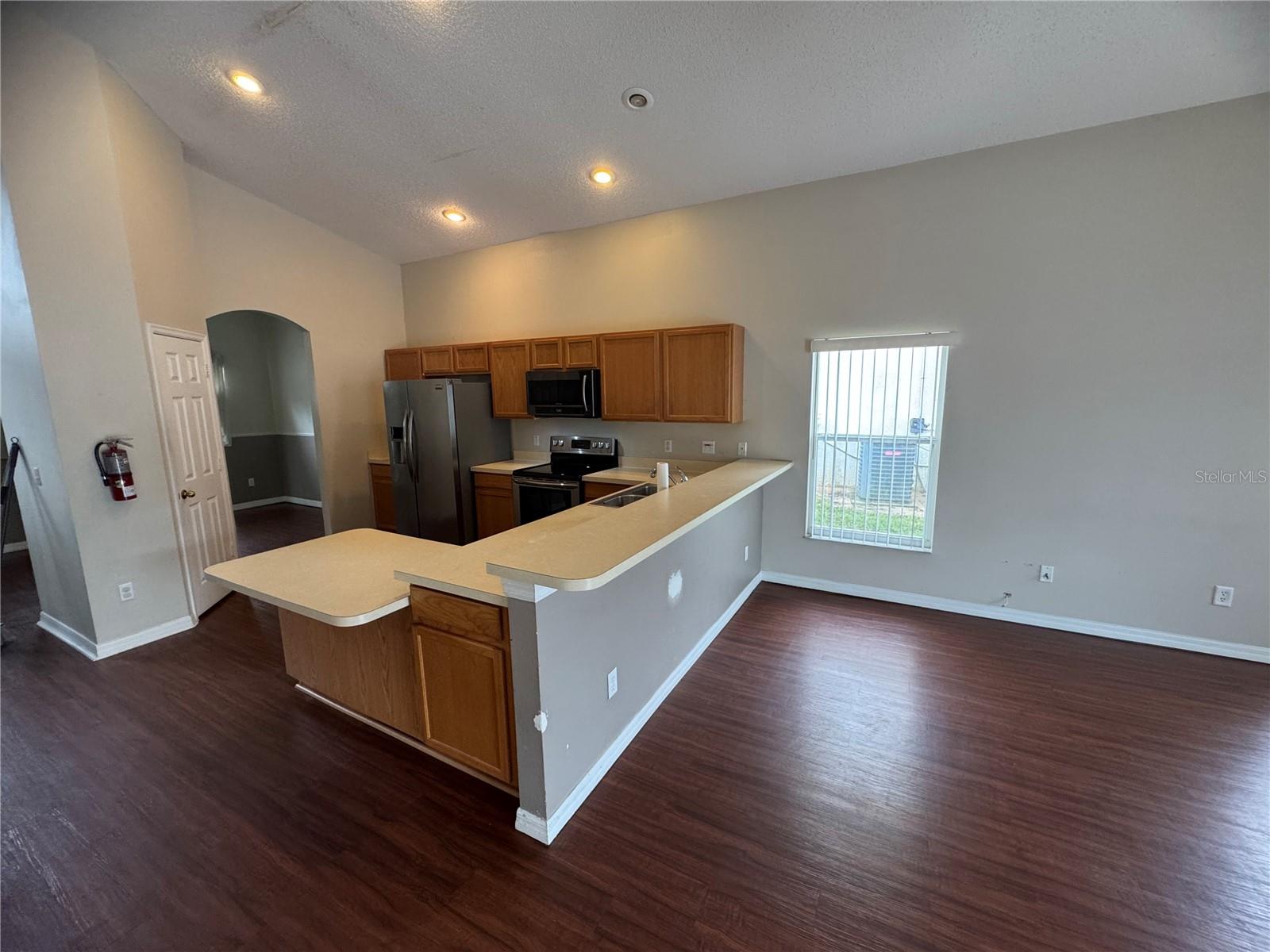 HAMPTON ESTATES - Residential Lease