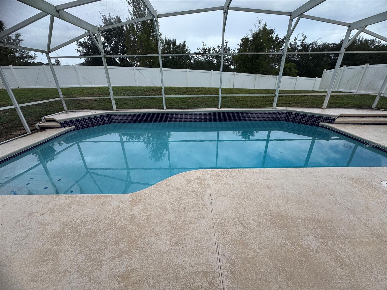 HAMPTON ESTATES - Residential Lease