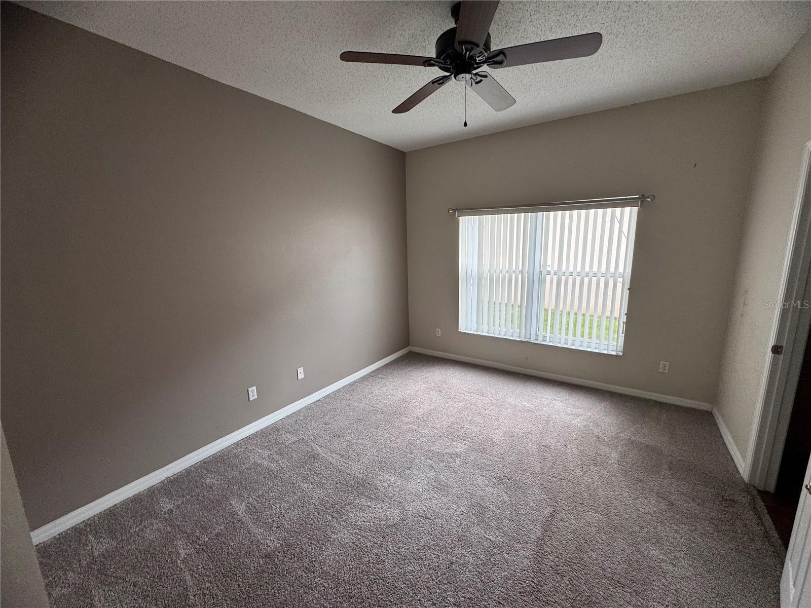 HAMPTON ESTATES - Residential Lease