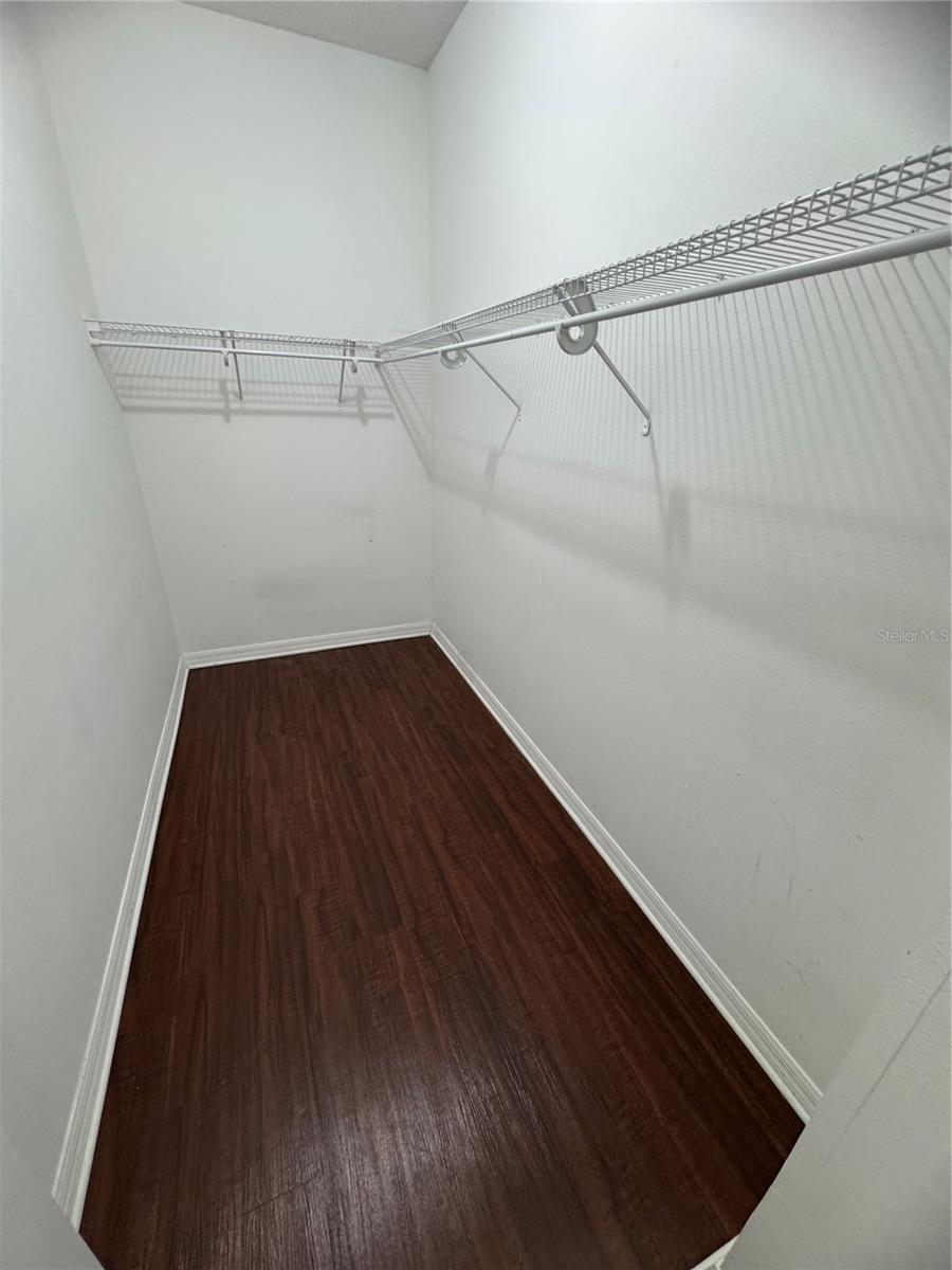 HAMPTON ESTATES - Residential Lease