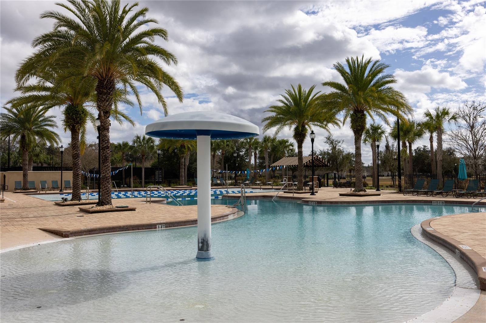 OAKMONT PH 2 PB 32 PG 30 - Residential