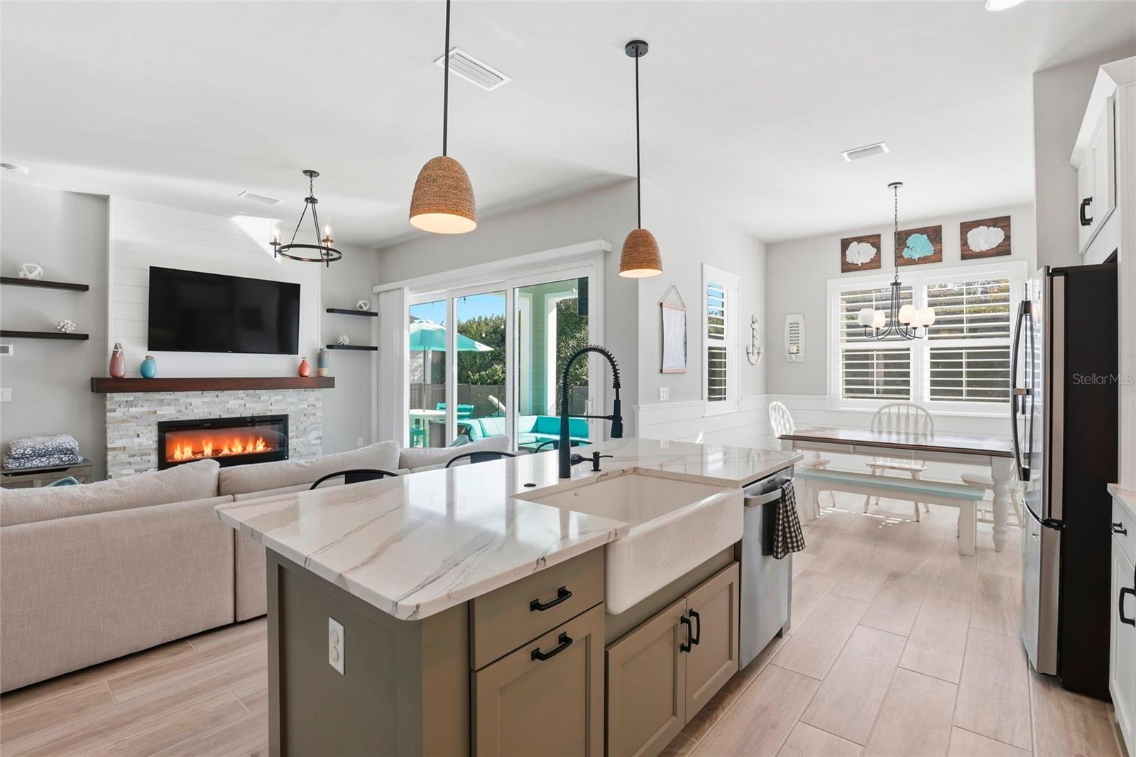 OAKMONT PH 2 PB 32 PG 30 - Residential