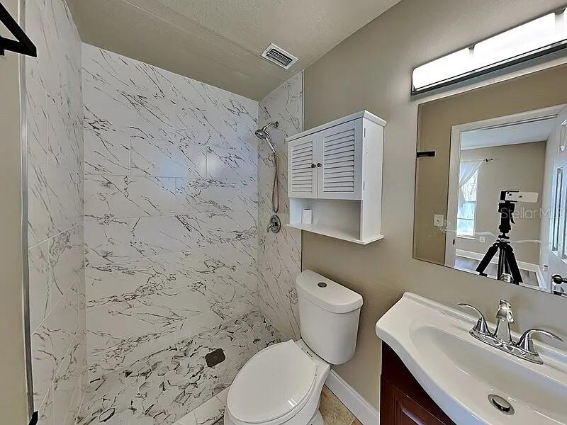 KINGSWOOD MANOR 7TH ADD - Residential