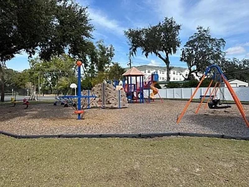 KINGSWOOD MANOR 7TH ADD - Residential