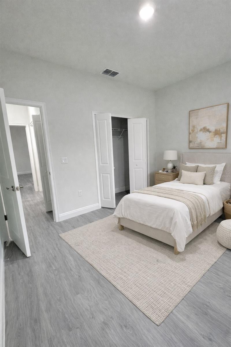 SILVER SPRINGS SHORES - Residential Lease