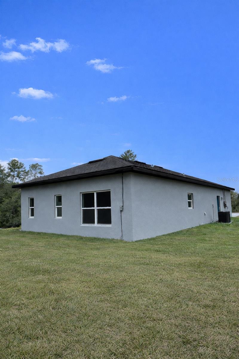 SILVER SPRINGS SHORES - Residential Lease