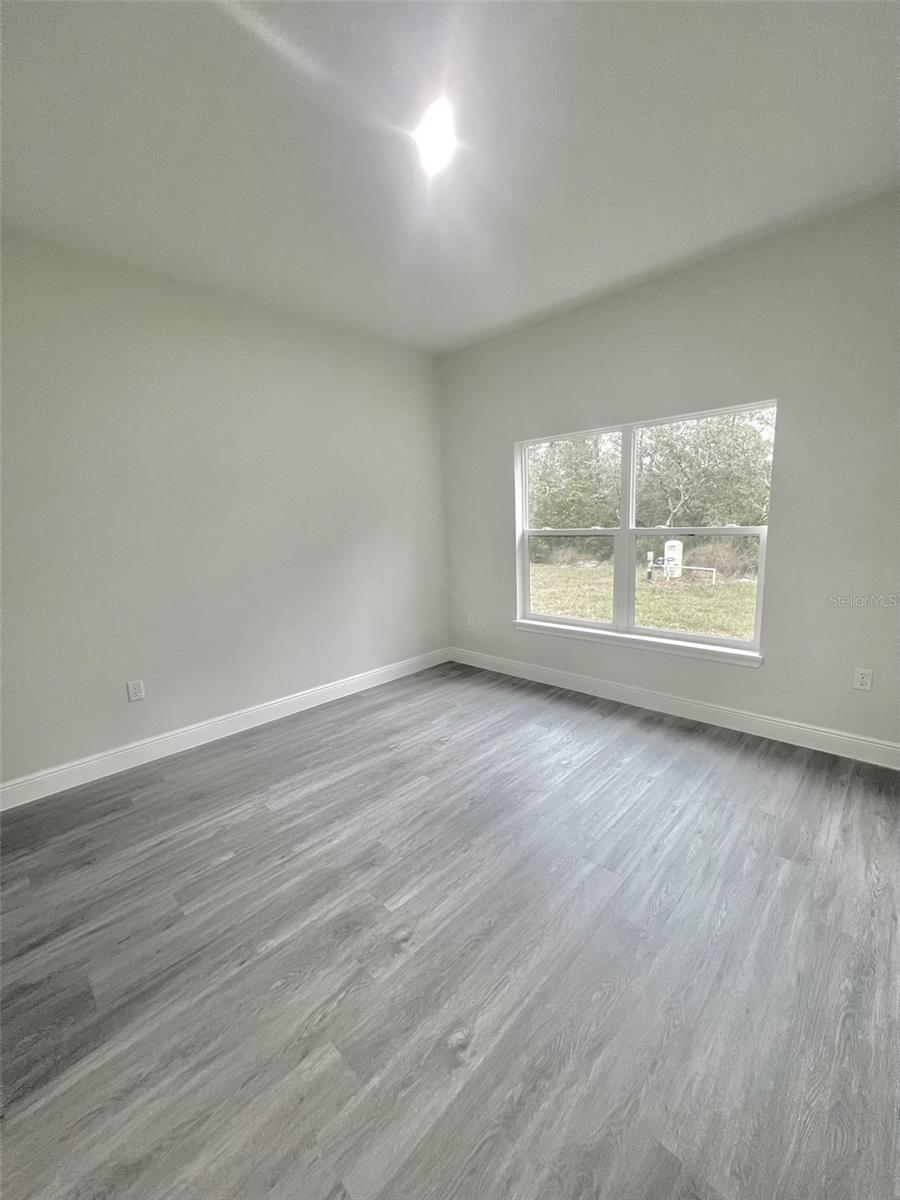 SILVER SPRINGS SHORES - Residential Lease