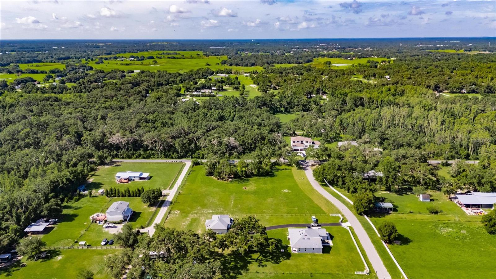 MAJESTIC OAKS PRESERVE - Land