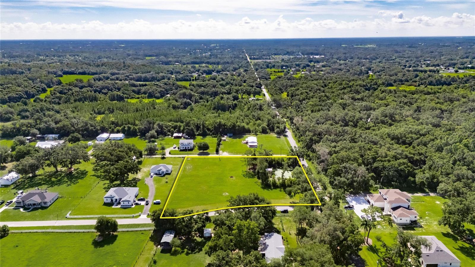 MAJESTIC OAKS PRESERVE - Land