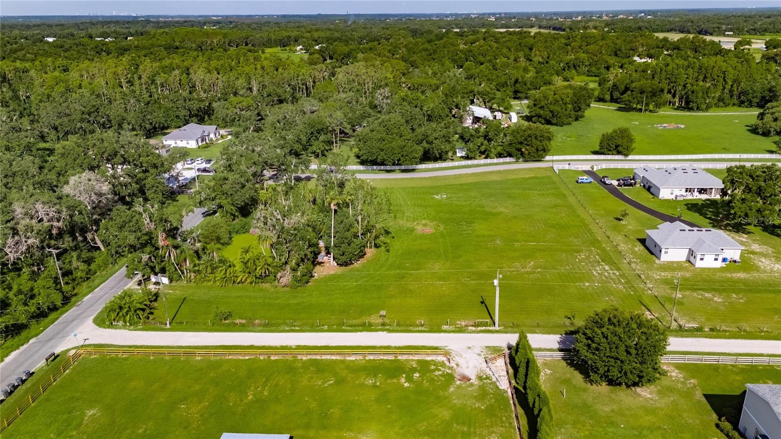 MAJESTIC OAKS PRESERVE - Land
