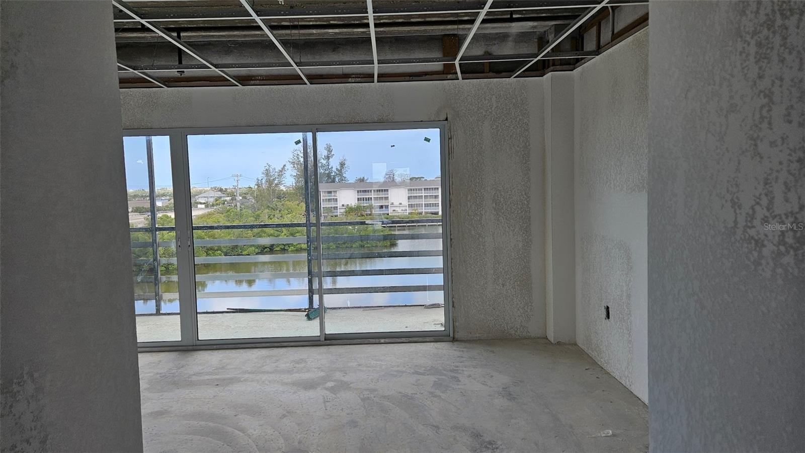 EDGEWATER CENTER PH 01 BLDG A - Commercial Sale