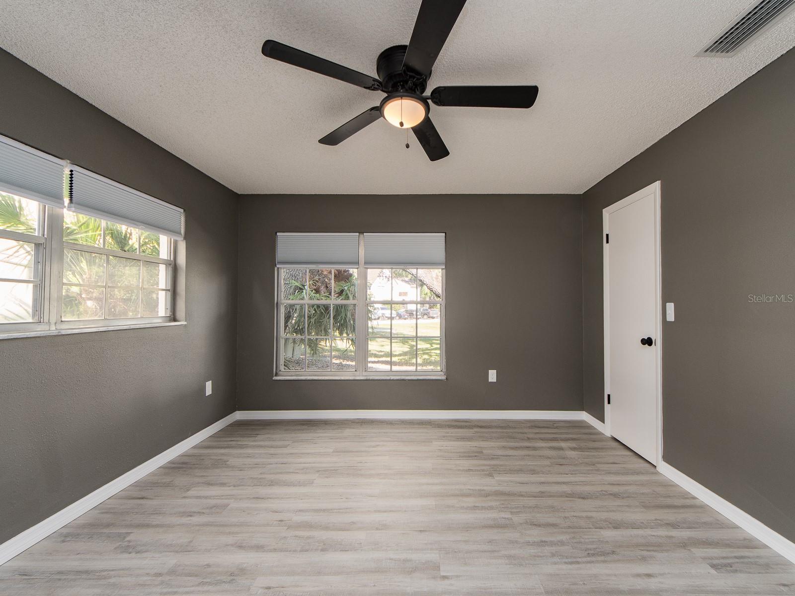 HARBOUR TOWNE CONDO - Residential