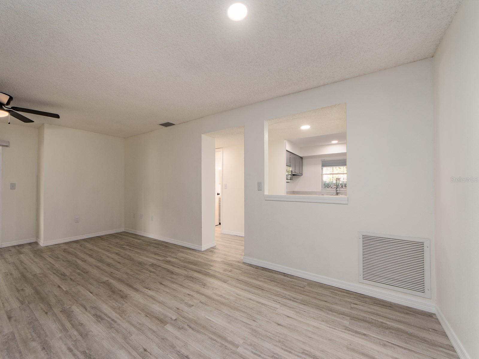 HARBOUR TOWNE CONDO - Residential