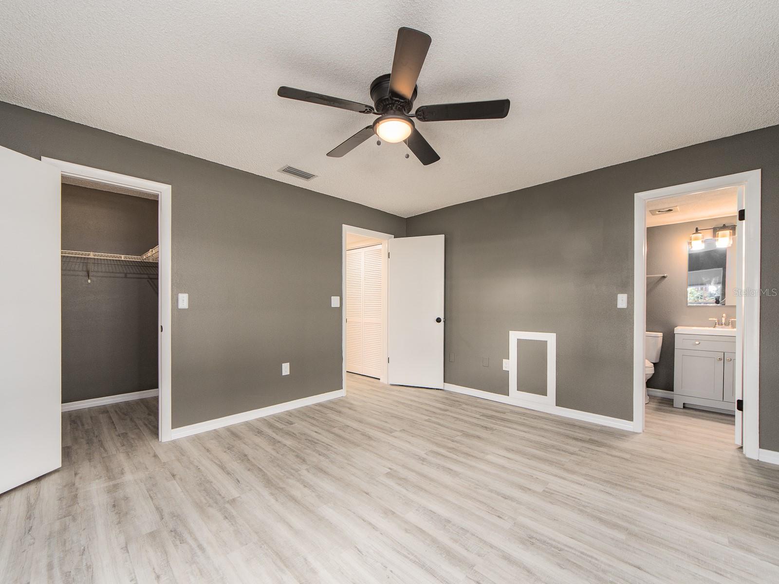 HARBOUR TOWNE CONDO - Residential