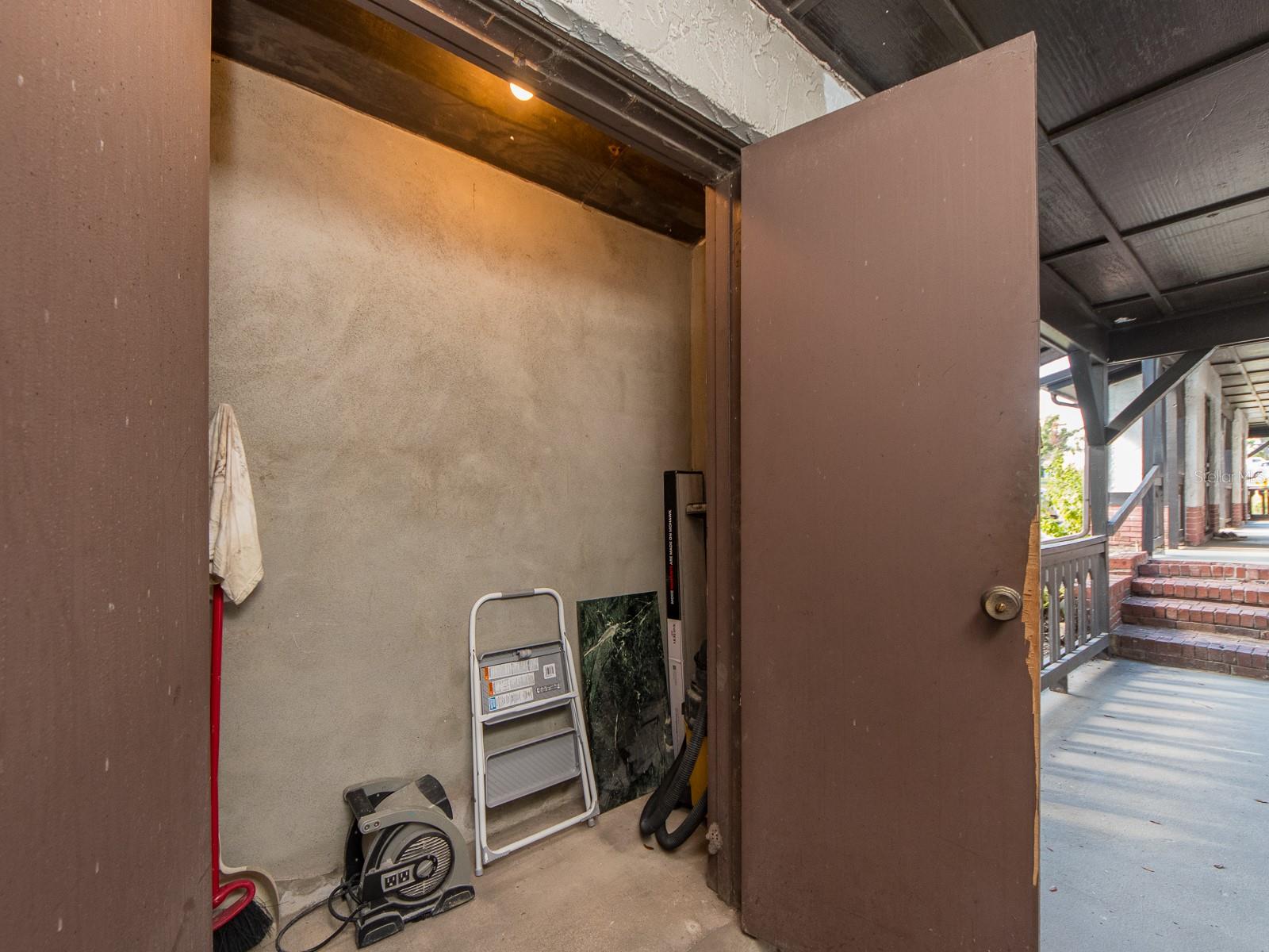 HARBOUR TOWNE CONDO - Residential