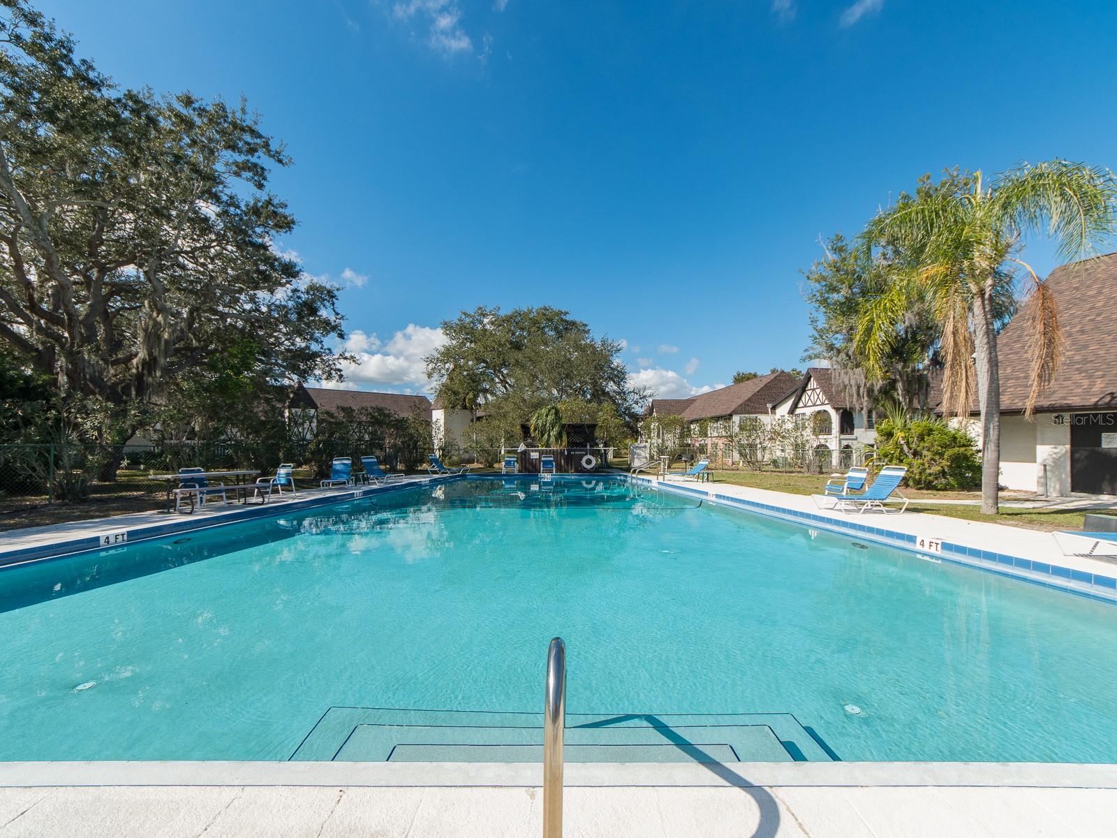 HARBOUR TOWNE CONDO - Residential