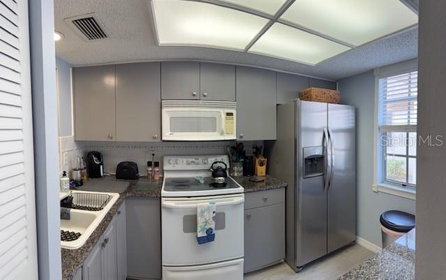 TIMBER OAKS FAIRWAY VILLAS - Residential