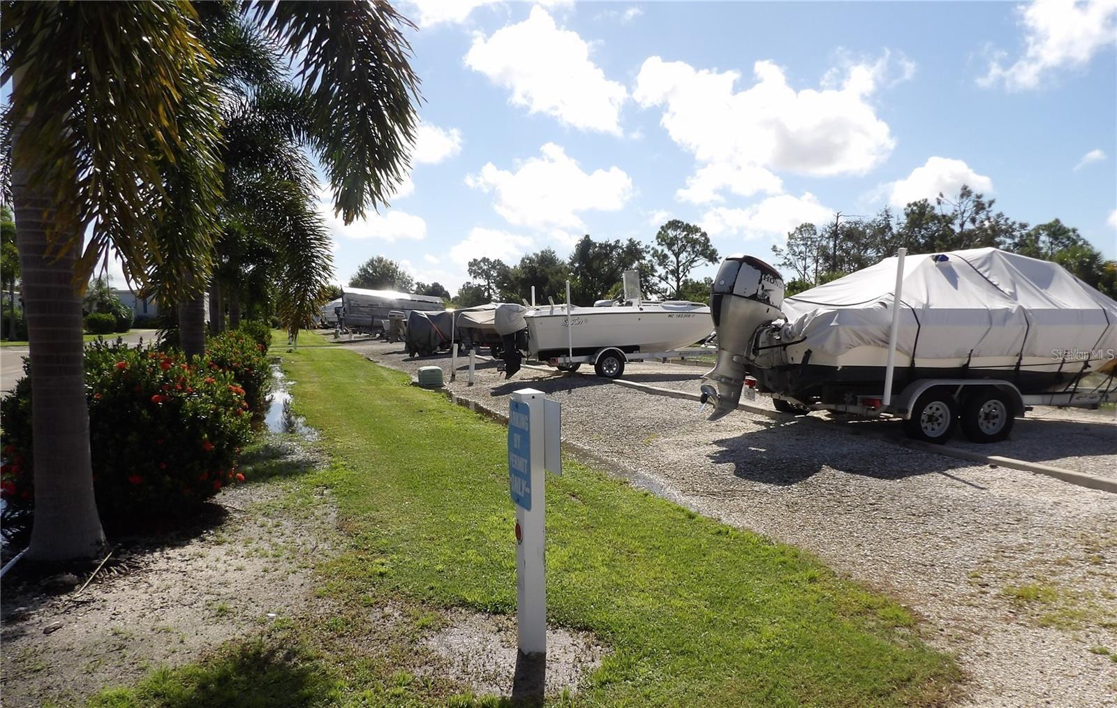 HOLIDAY TRAVEL PARK ENGLEWOOD - Land