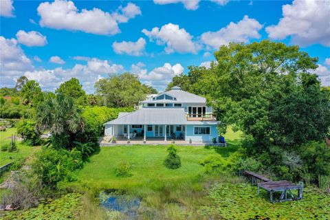 A home in DELAND