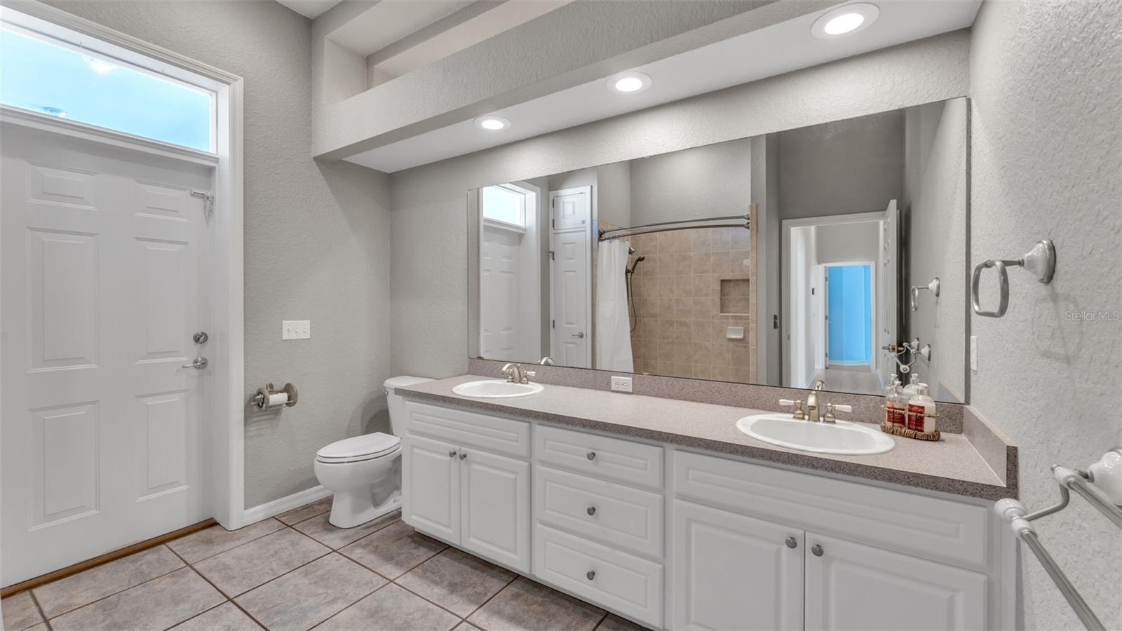 HUNTERS RUN PH 02 - Residential