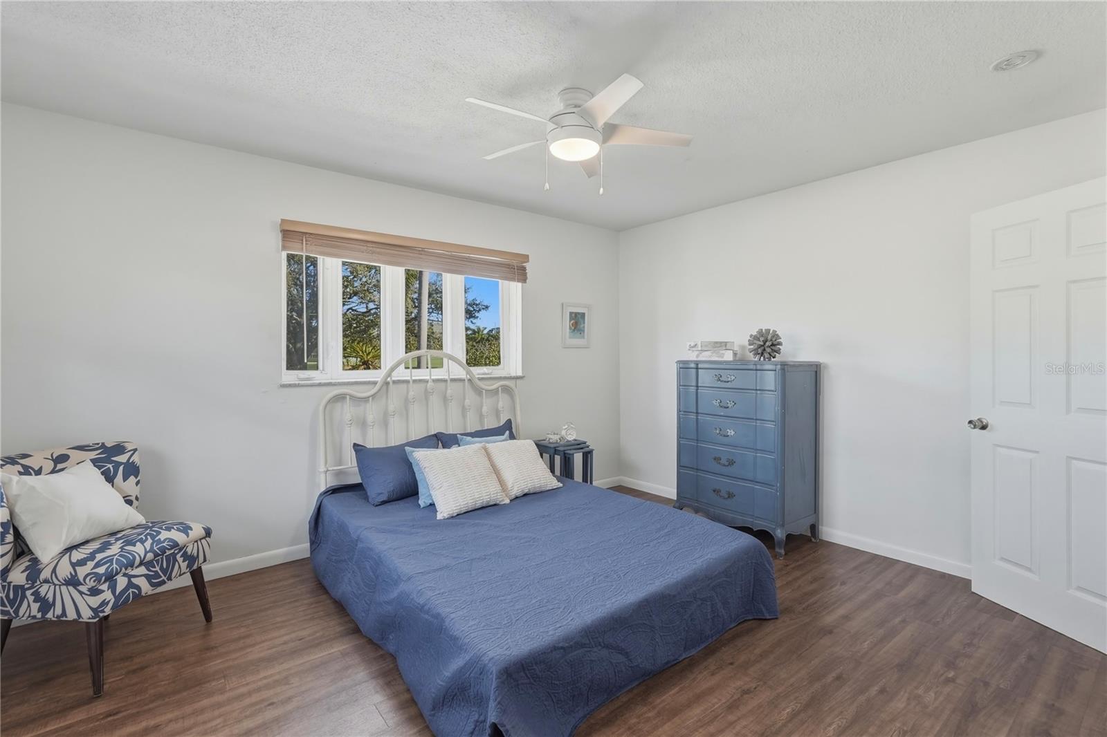 COUNTRY CLUB SUB - Residential